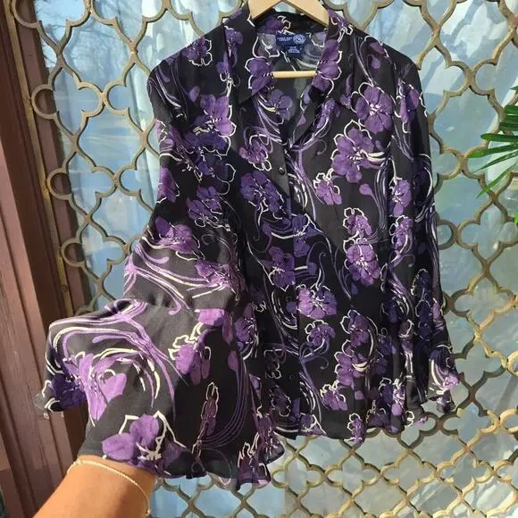 Venezia Jeans Womens Purple Floral Silk Blouse 14/16 Bell Sleeve Whimsigoth Boho - Picture 2 of 8